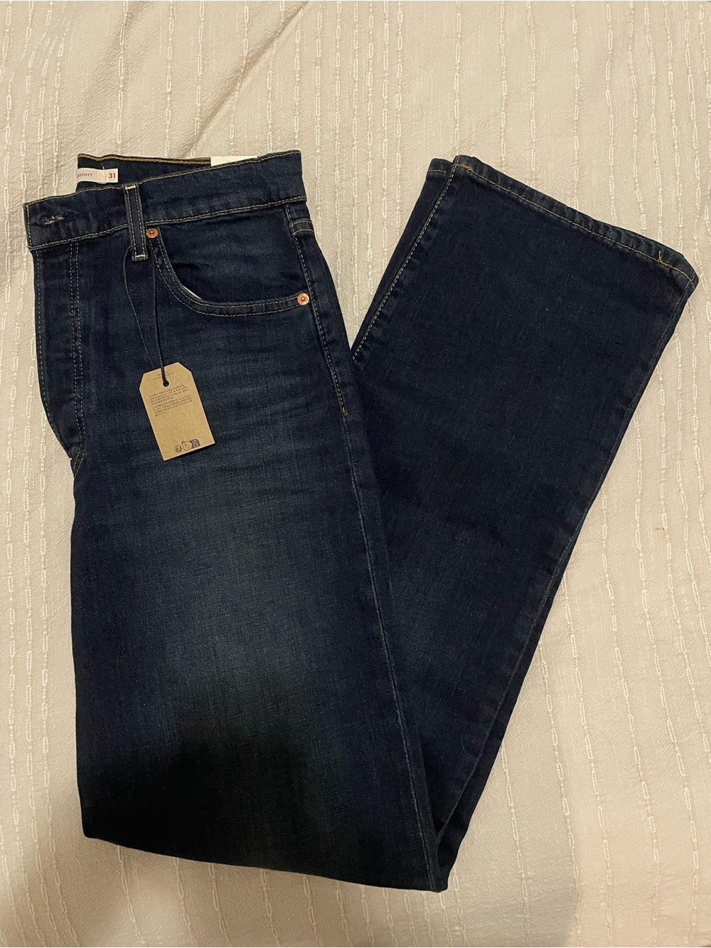 Levi's Women's Ribcage Straight Leg Jean- NWT Size 31